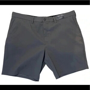 Tommy Hilfiger gray 9 inch flex shorts sz 44